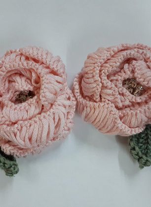 Брошь вязанный цветок со стразами розово-зеленый - в интернет-магазине тканей Тессутидея арт. F-4101