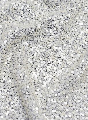 Кружевное полотно с люрексом расшитое (о) бело-серебряное расшитое молочными пайетками и бисером - в интернет-магазине тканей Тессутидея арт. 03-6671