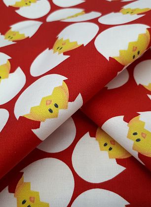Хлопок (н) цыплята на красном - в интернет-магазине тканей Тессутидея арт. 01-4804