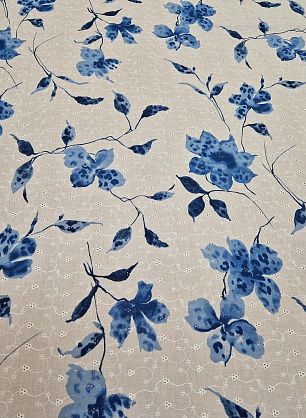 Шитье (н) синий цветочный орнамент на белом - в интернет-магазине тканей Тессутидея арт. 01-5803