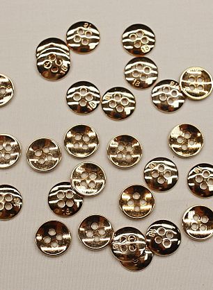 Пуговица металл красное золото 4 прокола d-11мм  - в интернет-магазине тканей Тессутидея арт. F-6871
