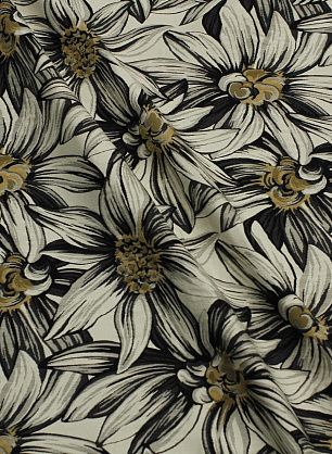 Жаккард стрейч (н) крупный черно-молочный цветочный рисунок - в интернет-магазине тканей Тессутидея арт. 01-7977