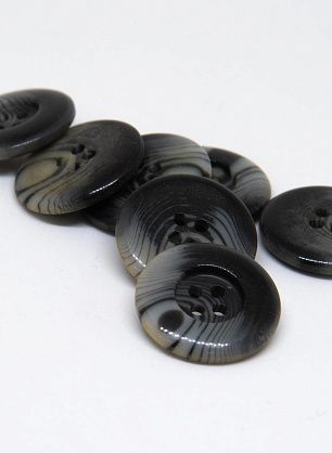 Пуговица пластик 4 прокола d-23мм серая зебра - в интернет-магазине тканей Тессутидея арт. F-4607