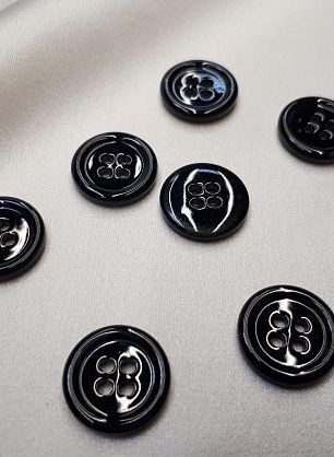 Пуговица ракушка 4 прокола d-17мм изумрудная - в интернет-магазине тканей Тессутидея арт. F-3851