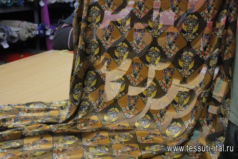 Плательная деворе (н) тигры и леопарды в очках на коричневом - итальянские ткани Тессутидея арт. 10-3125