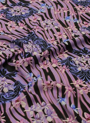 Шелк атлас стрейч (н) черно-фиолетово-голубой цветочный рисунок - в интернет-магазине тканей Тессутидея арт. 10-3327