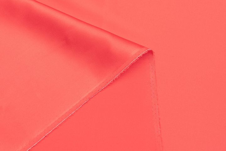 Шелк атлас стрейч (о) алый - итальянские ткани Тессутидея арт. 10-2906