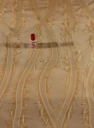 Жаккард полосы с бахромой (о) молочный - в интернет-магазине тканей Тессутидея арт. 01-1197