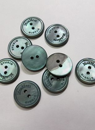 Пуговица ракушка 2 прокола d-20мм бирюзовая MaxMara - в интернет-магазине тканей Тессутидея арт. F-5184