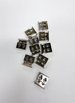 Фиксатор металл серебро - в интернет-магазине тканей Тессутидея арт. F-7187