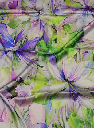 Шелк атлас стрейч (н) крупный сиренево-зеленый цветочный рисунок - в интернет-магазине тканей Тессутидея арт. 10-3426