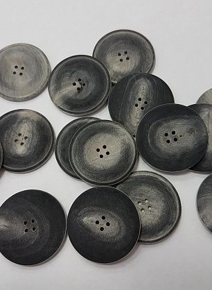 Пуговица деревянная 4 прокола d-32-34мм серо-белая, бело-бежевая в стиле Fabiana Filippi - итальянские ткани Тессутидея F-5021