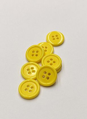 Пуговица костюмная пластик 4 прокола d-15мм желтая - в интернет-магазине тканей Тессутидея арт. F-6070